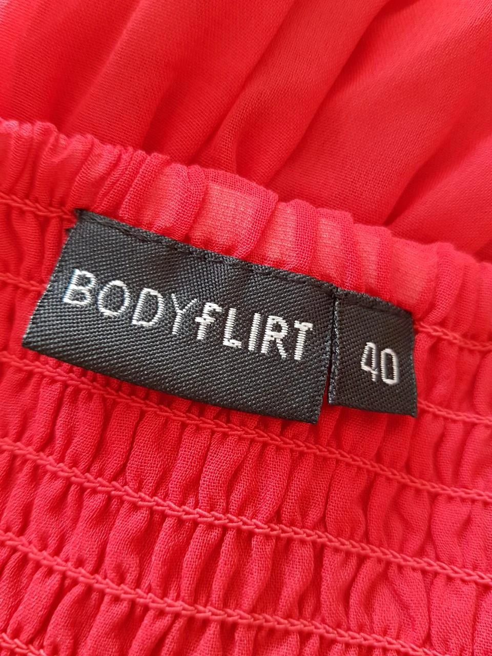 ❤️Vestido largo asimétrico rojo Bodyflirt T.40 – photo 5